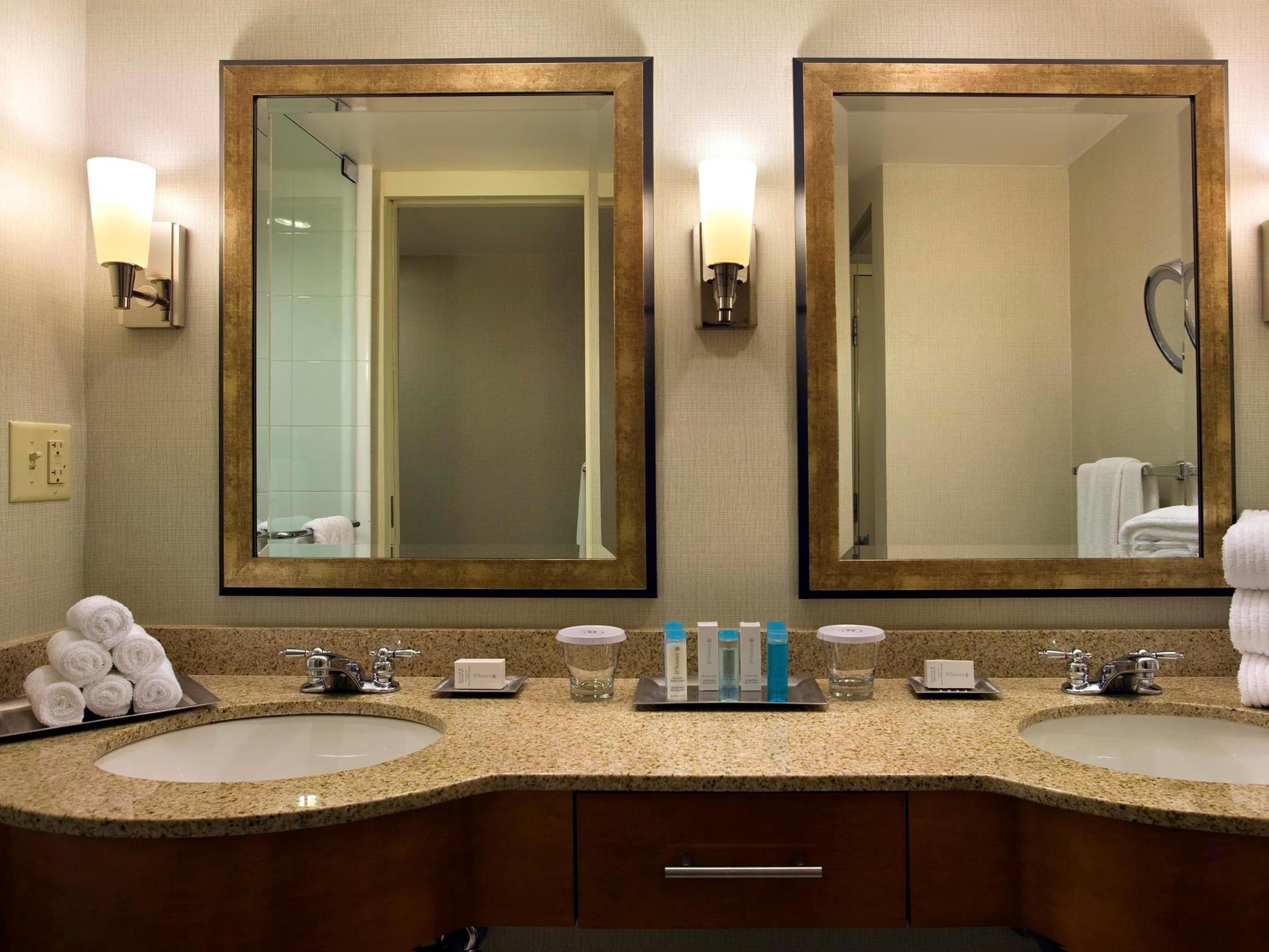 Doubletree By Hilton Hartford Downtown Otel Dış mekan fotoğraf